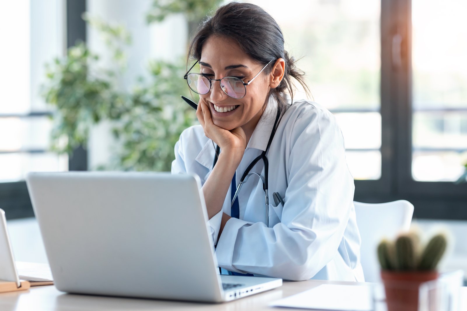 Lavender Sky Health provider on a virtual consult